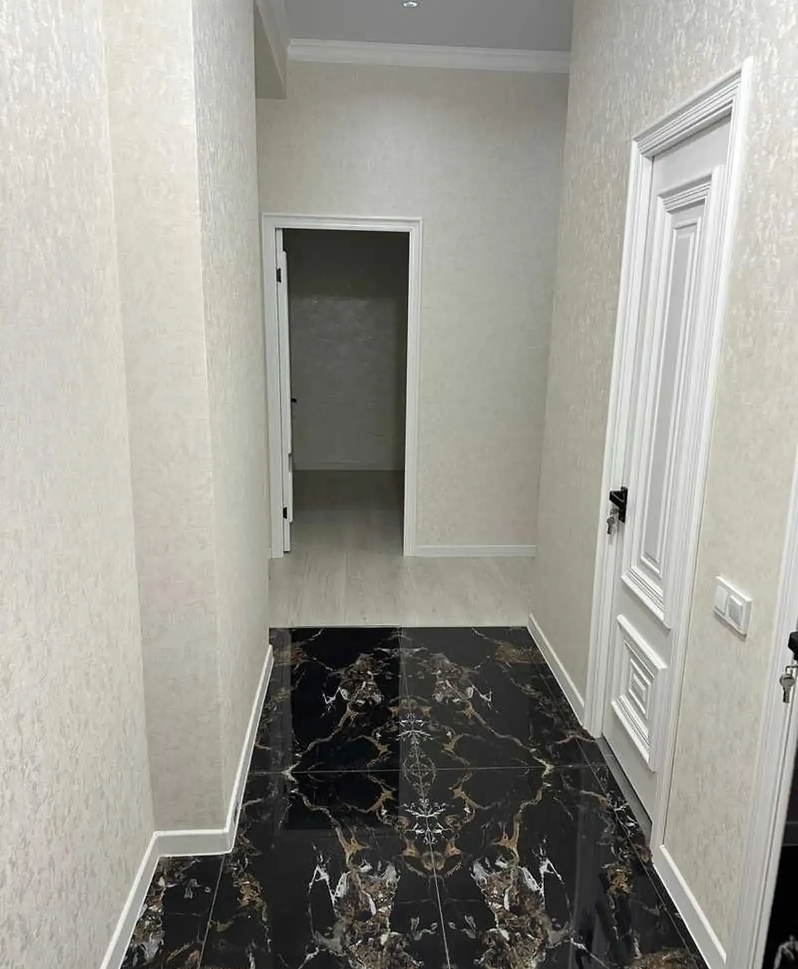 3-комн. квартира, 10 этаж, 78м², шохмансур Аэропорт