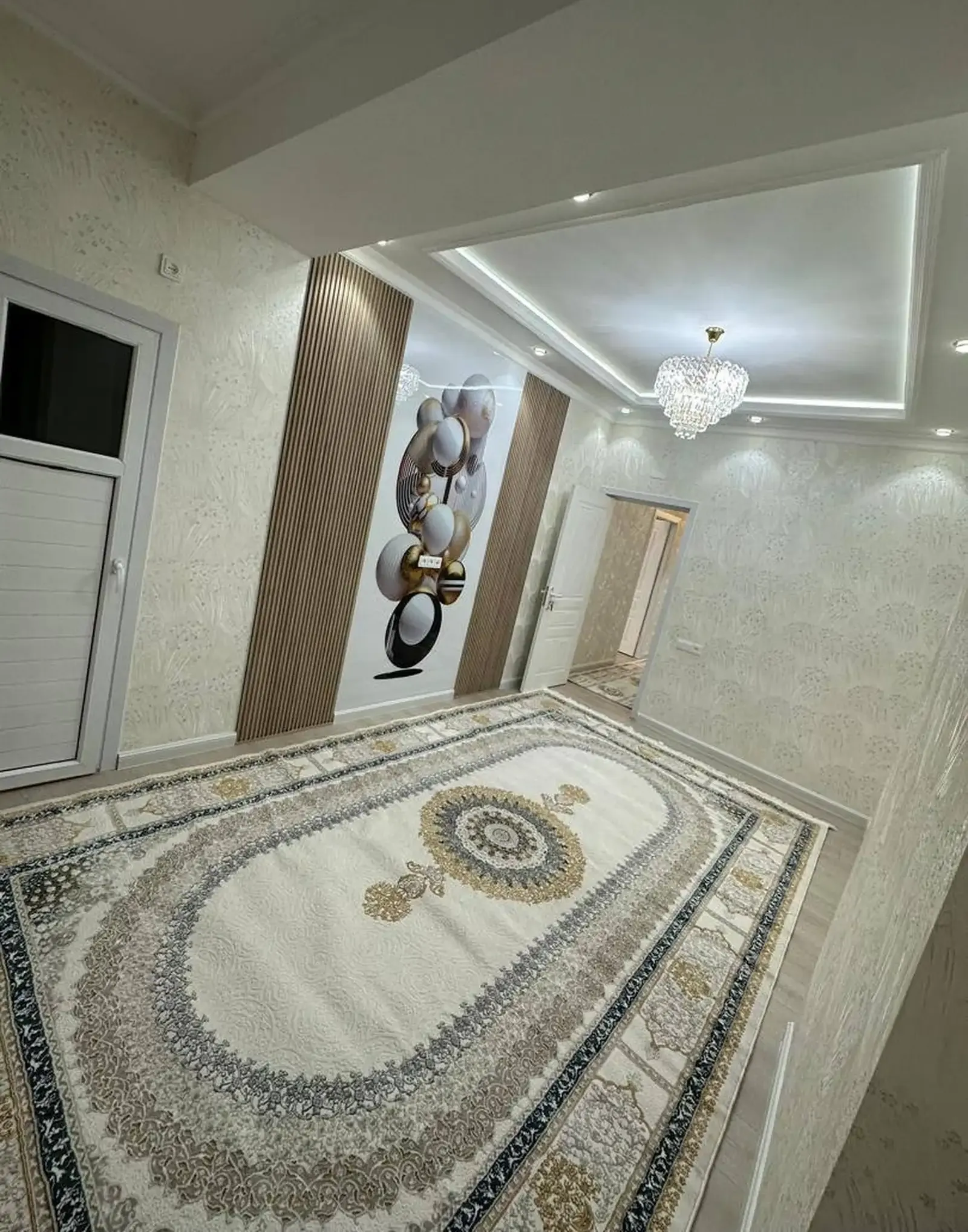 3-комн. квартира, 13 этаж, 60 м², Молодежный — фото 2