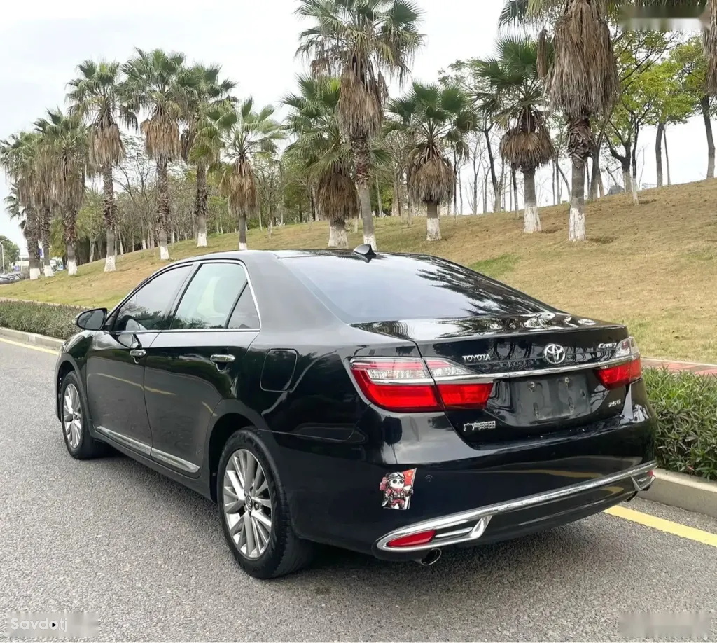 Toyota Camry, 2016