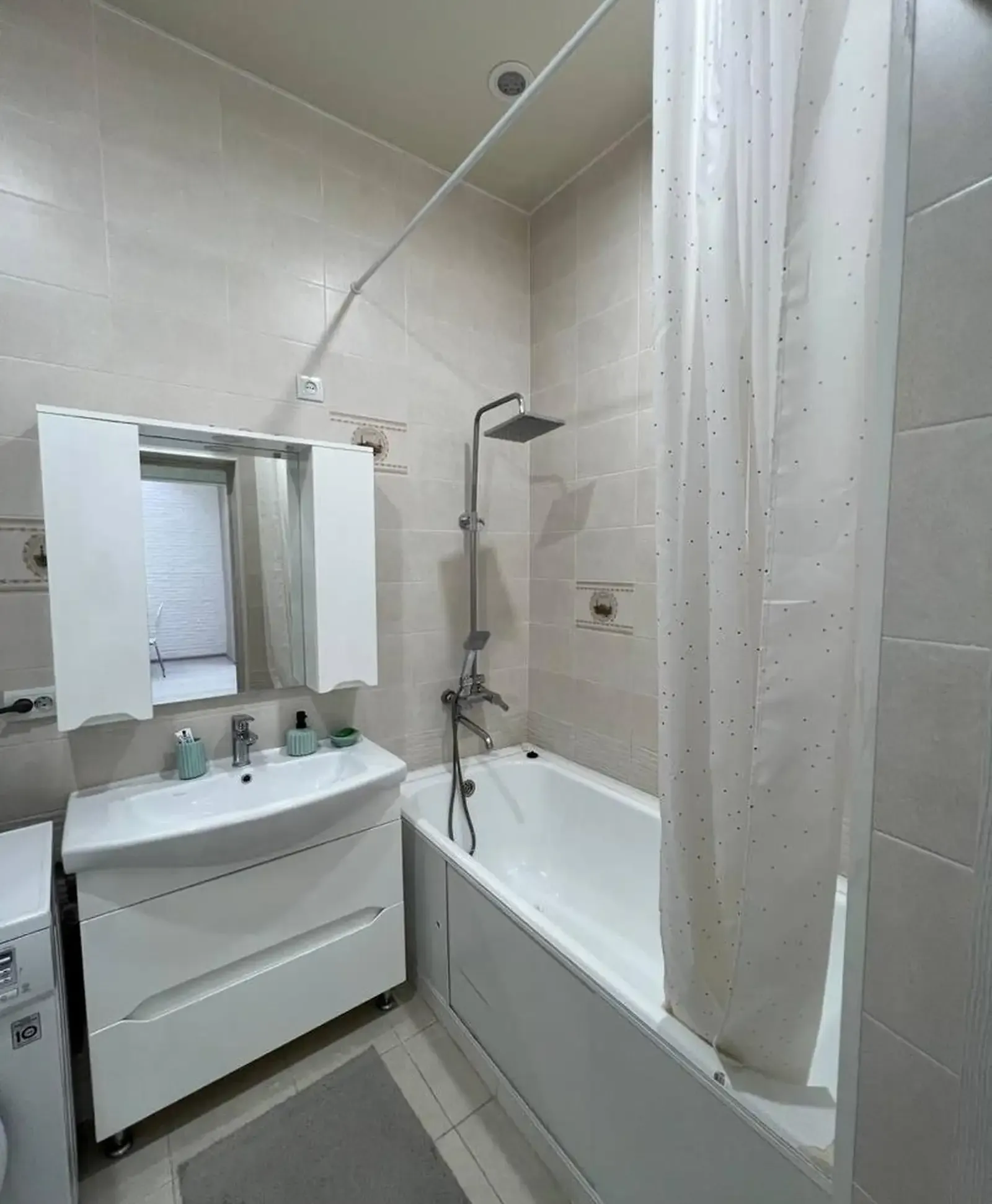 2-комн. квартира, 16 этаж, 90м², Алфемо. Дом печать