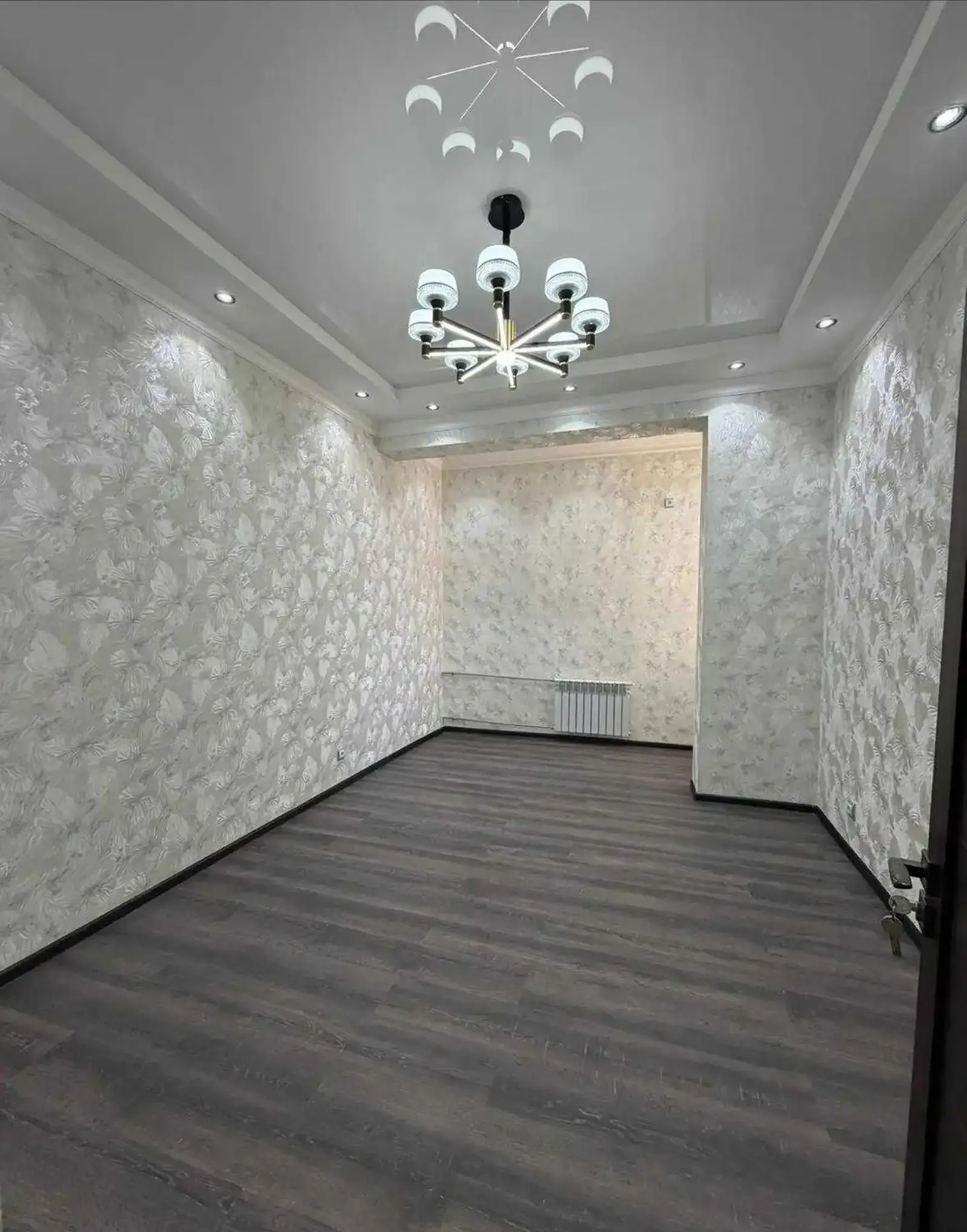 3-комн. квартира, 11 этаж, 100м², Шохмансур — фото 2