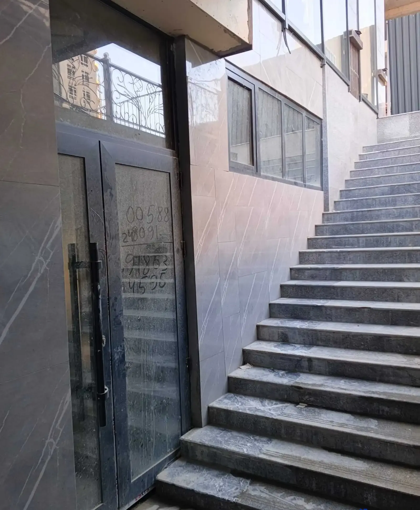 2-комн. квартира, 1 этаж, 102 м², Сино, Казокон