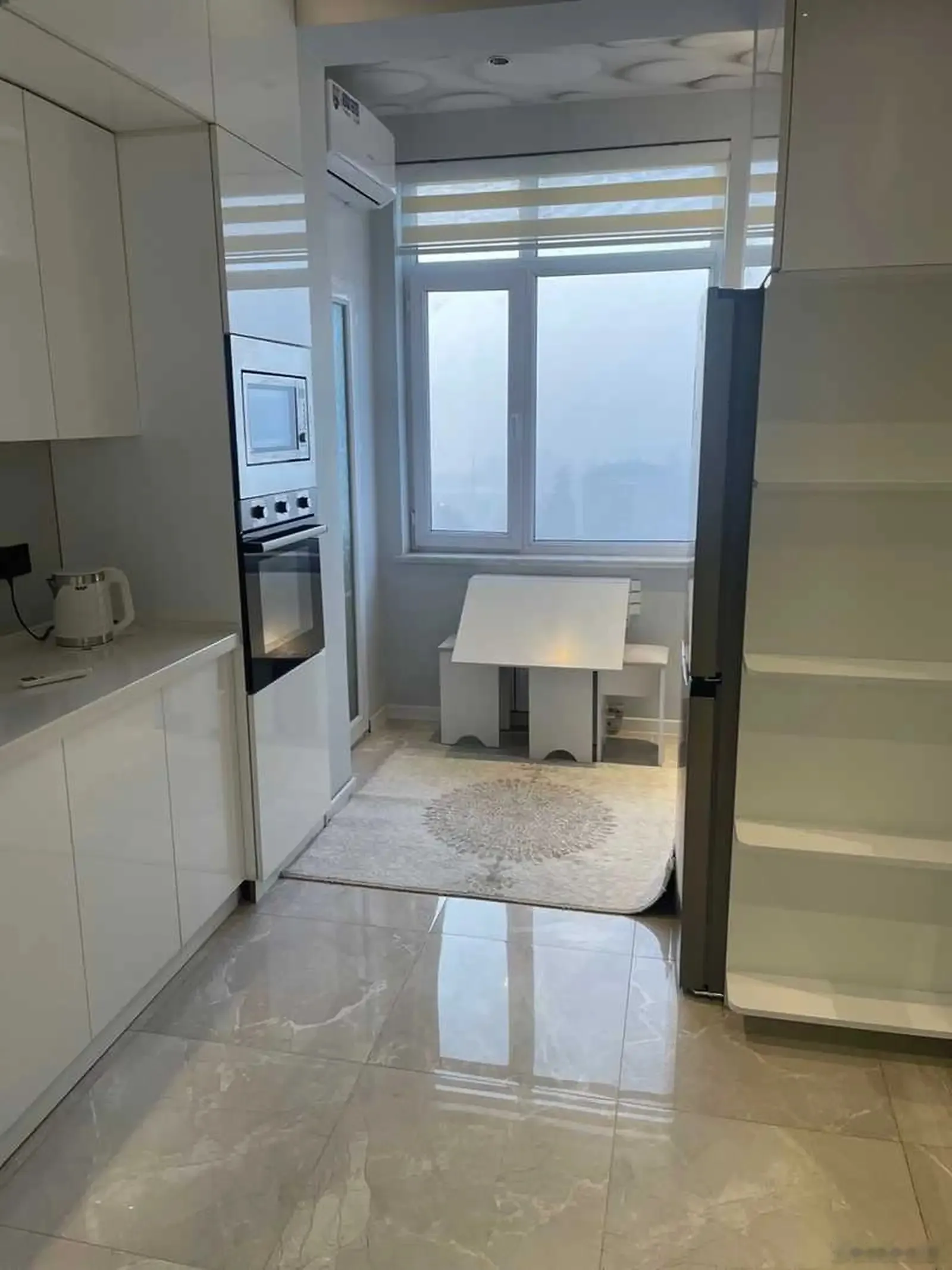 2-комн. квартира, 9 этаж, 68м², УВД — фото 8