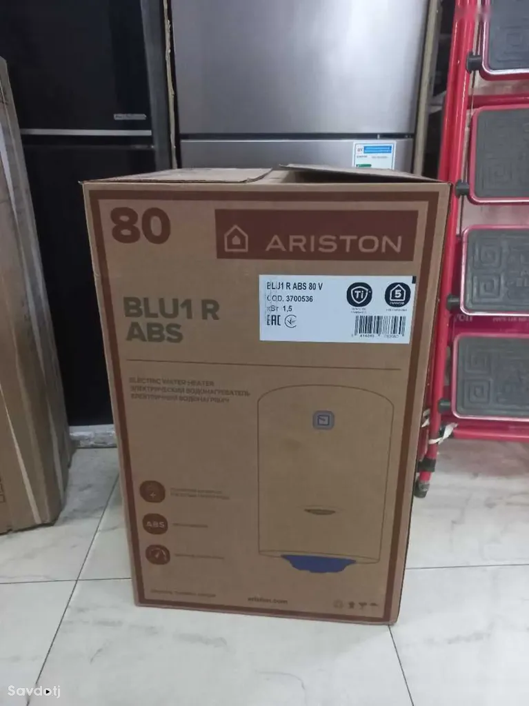 Водонагреватель Ariston 80л
