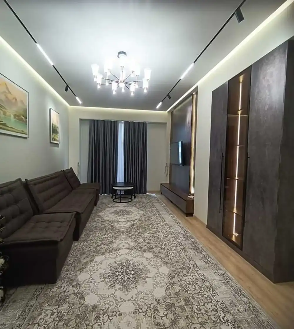 2-комн. квартира, 10 этаж, 80м², Шохмансур Доми Бустон сити ру баруи Гуля Голд назди Скорий больница