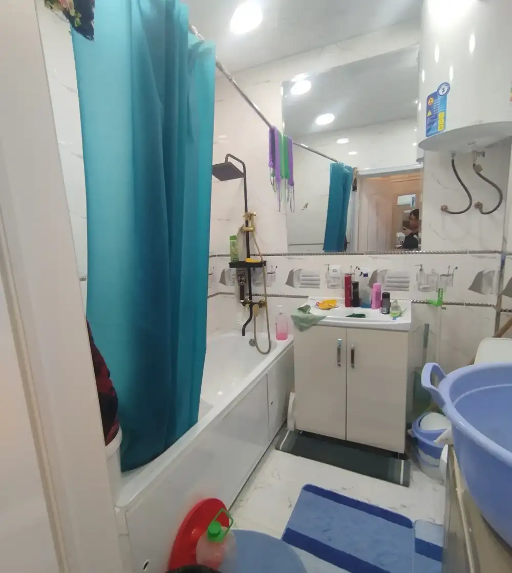 2-комн. квартира, 6 этаж, 63м², Шохмансур доми Бахт Z Пайкар Созидания ру баруи Гостиница Хилтон
