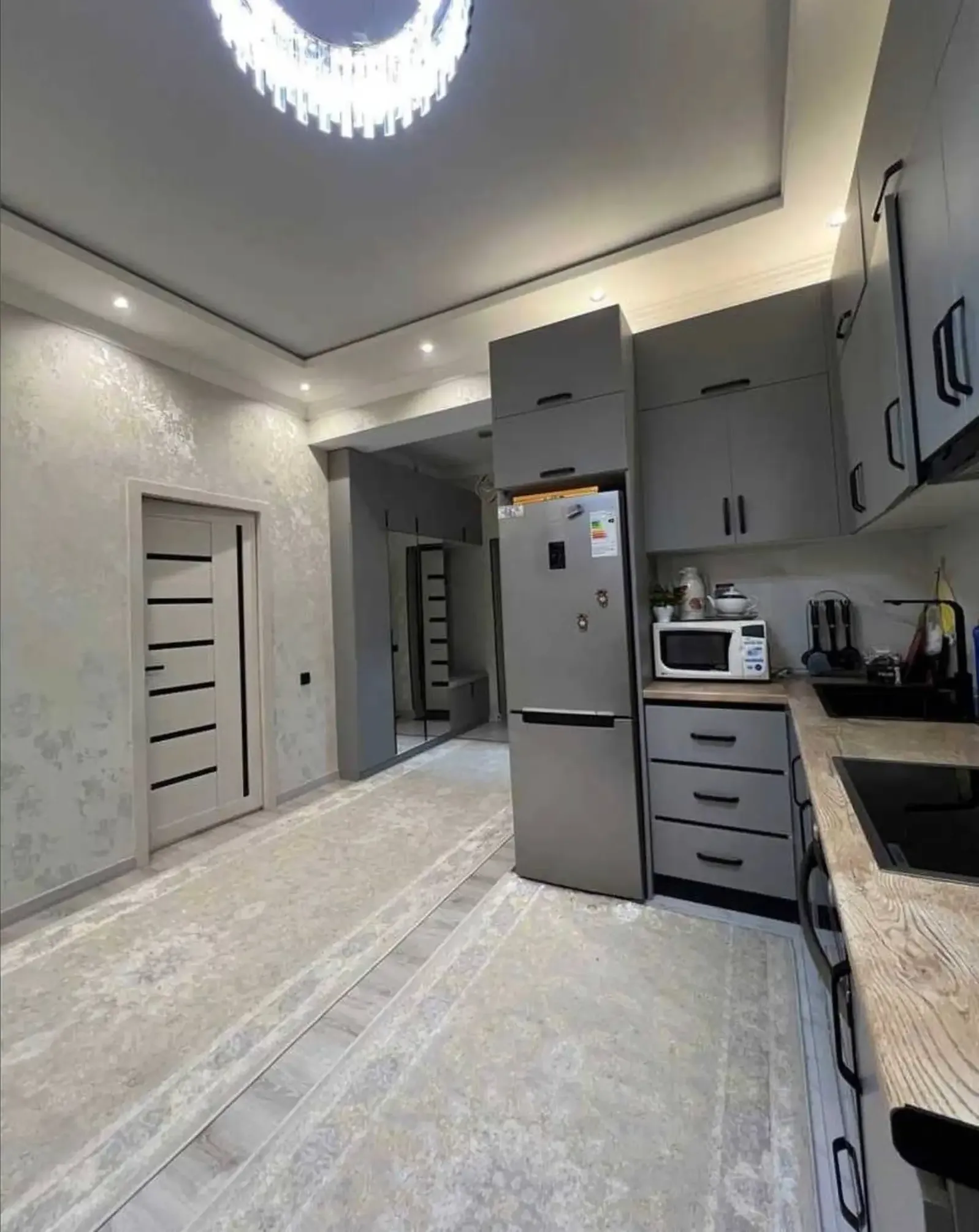3-комн. квартира, 16 этаж, 65 м², Овир, Султанбей — фото 2
