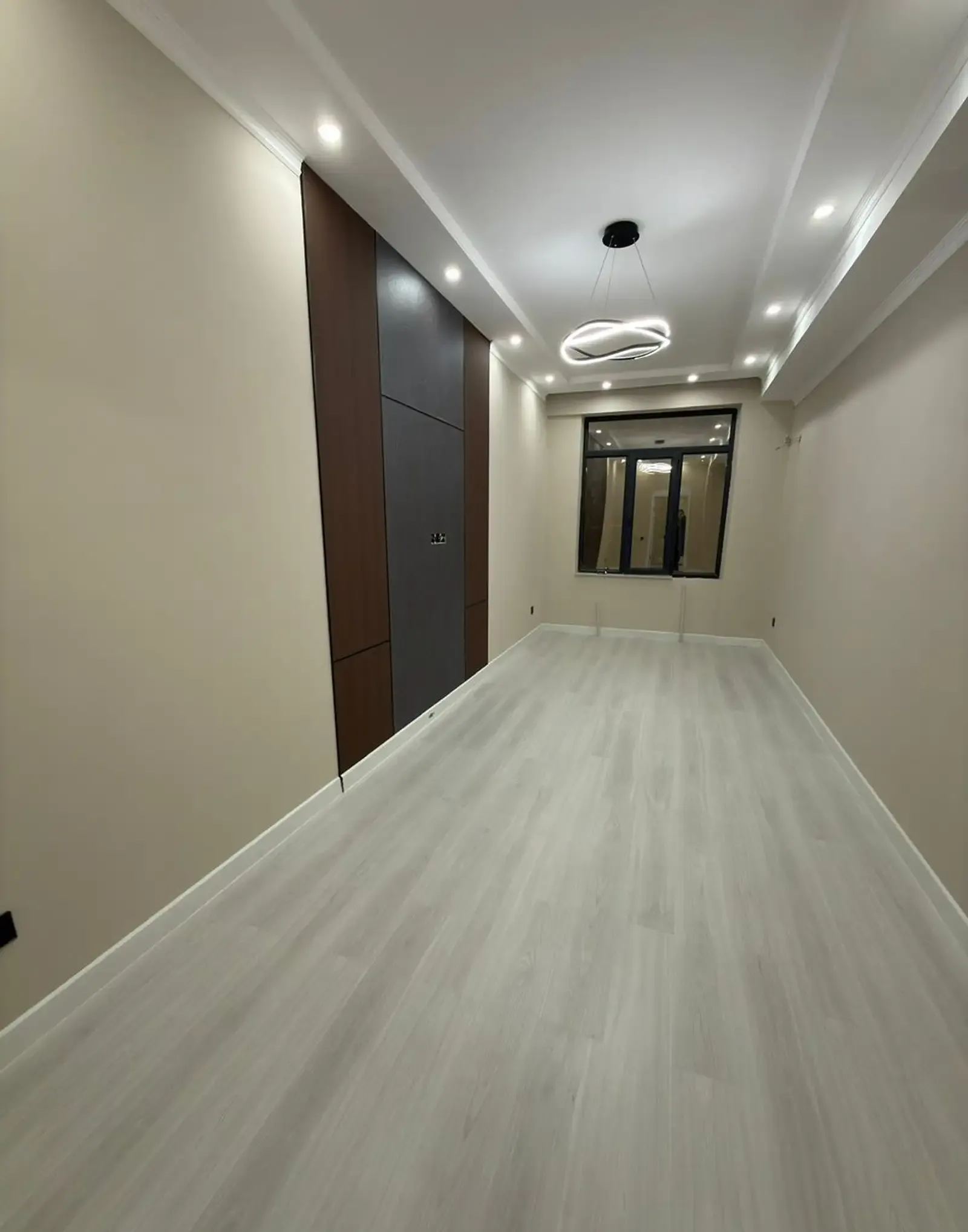 3-комн. квартира, 16 этаж, 102 м², И Сомони — фото 3