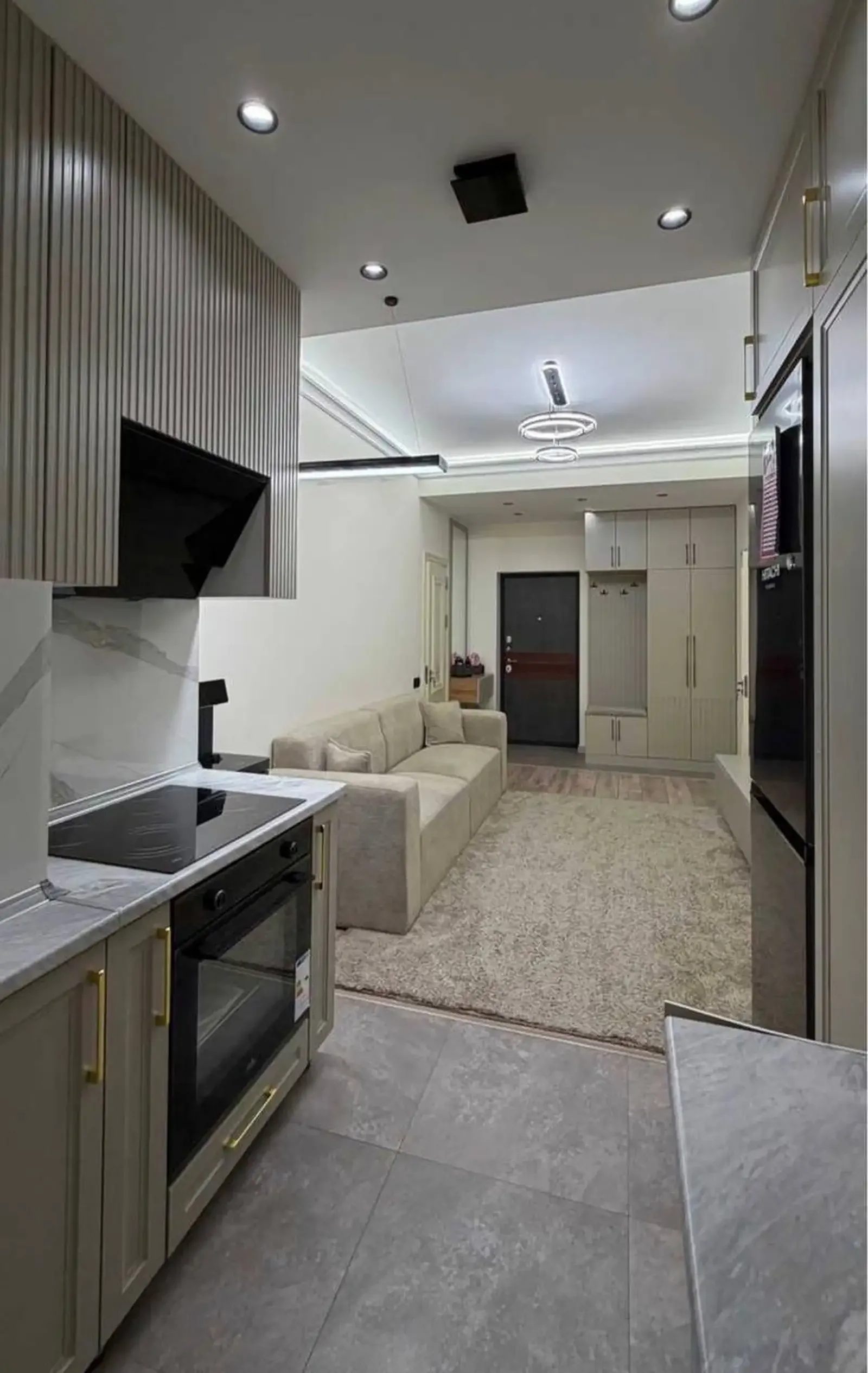 2-комн. квартира, 13 этаж, 50 м², И. Сомони — фото 11