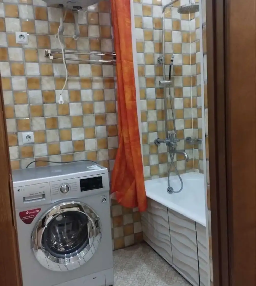 2-комн. квартира, 16 этаж, 60м², Шохмансур Ру баруи Садбарг дом книжный мир Гелос