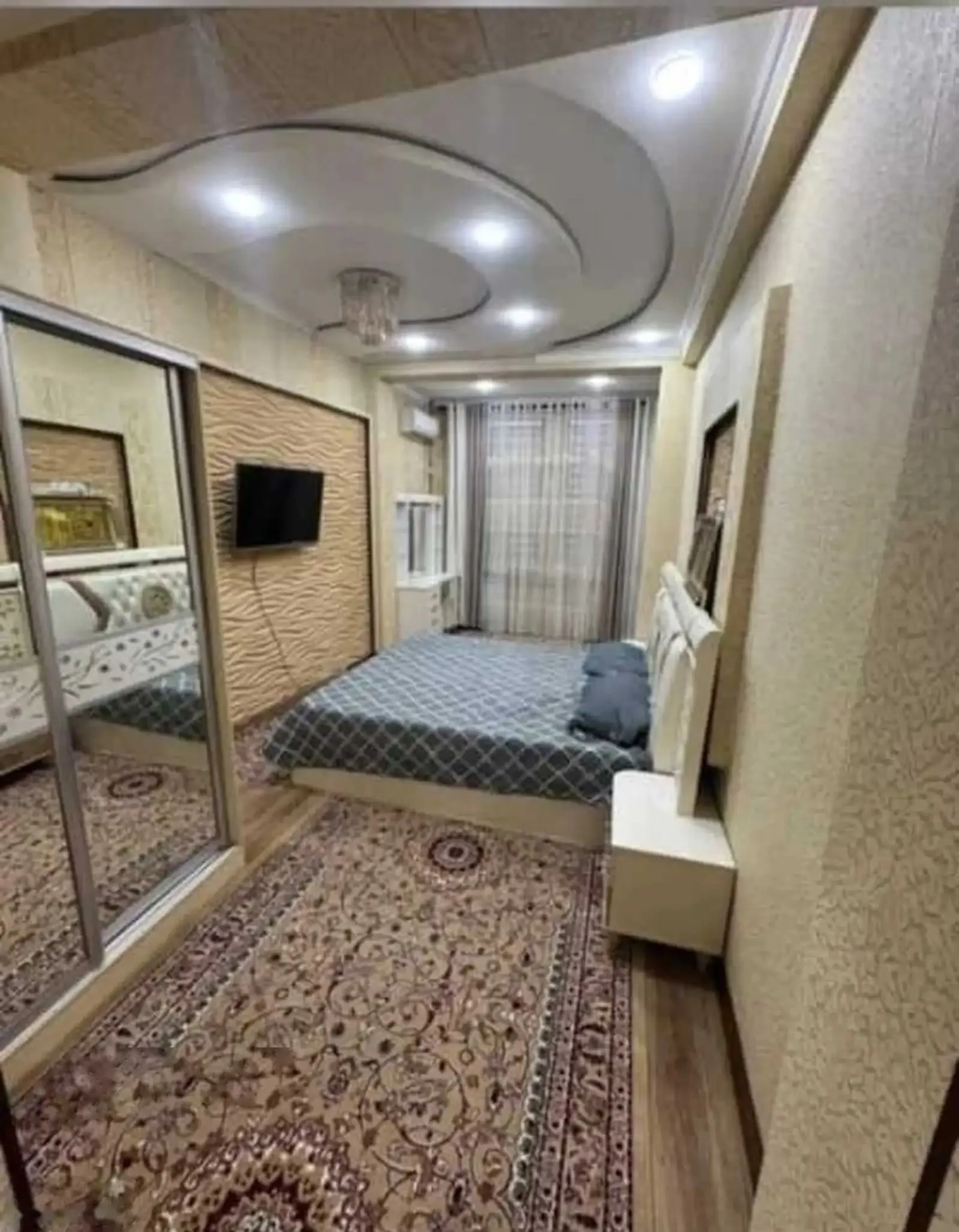 2-комн. квартира, 10 этаж, 72м², Голубой экран — фото 2