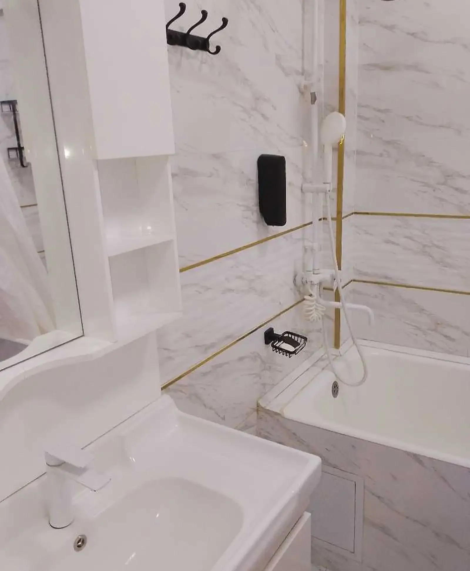 2-комн. квартира, 4 этаж, 85м², Шохмансур, напротив Султонбей