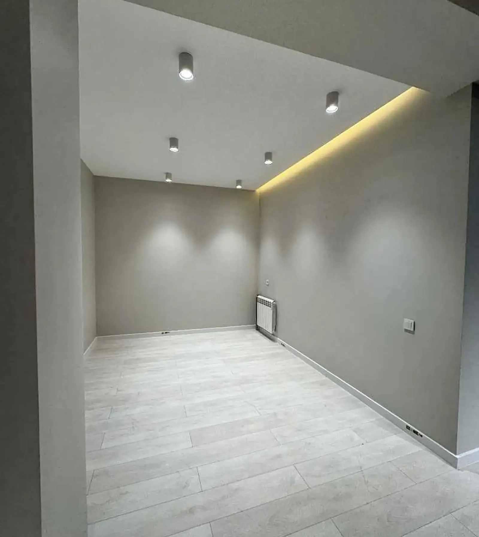 2-комн. квартира, 10 этаж, 63м², 2 роддом — фото 3