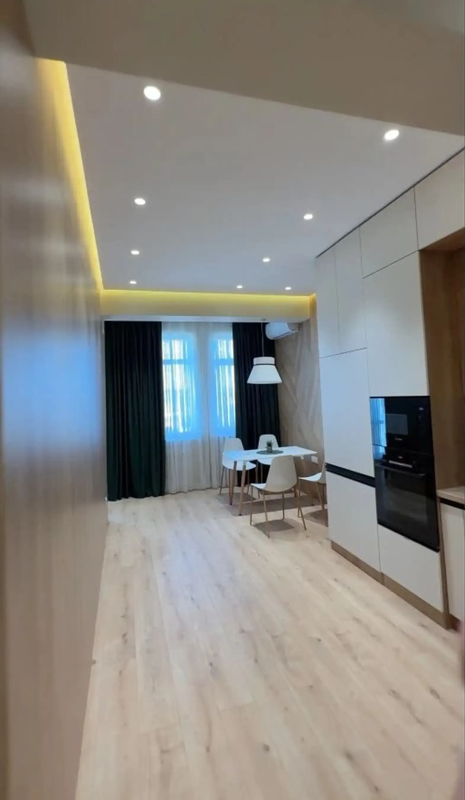 2-комн. квартира, 13 этаж, 81 м², И Сомони — фото 3