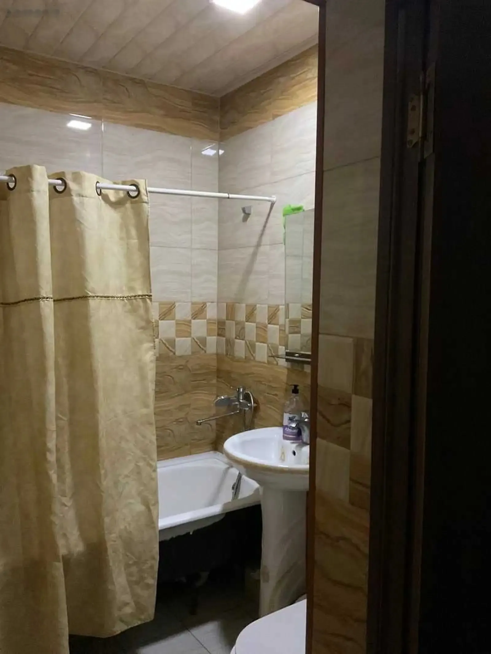 2-комн. квартира, 7 этаж, 63м², поликлиникаи — фото 5