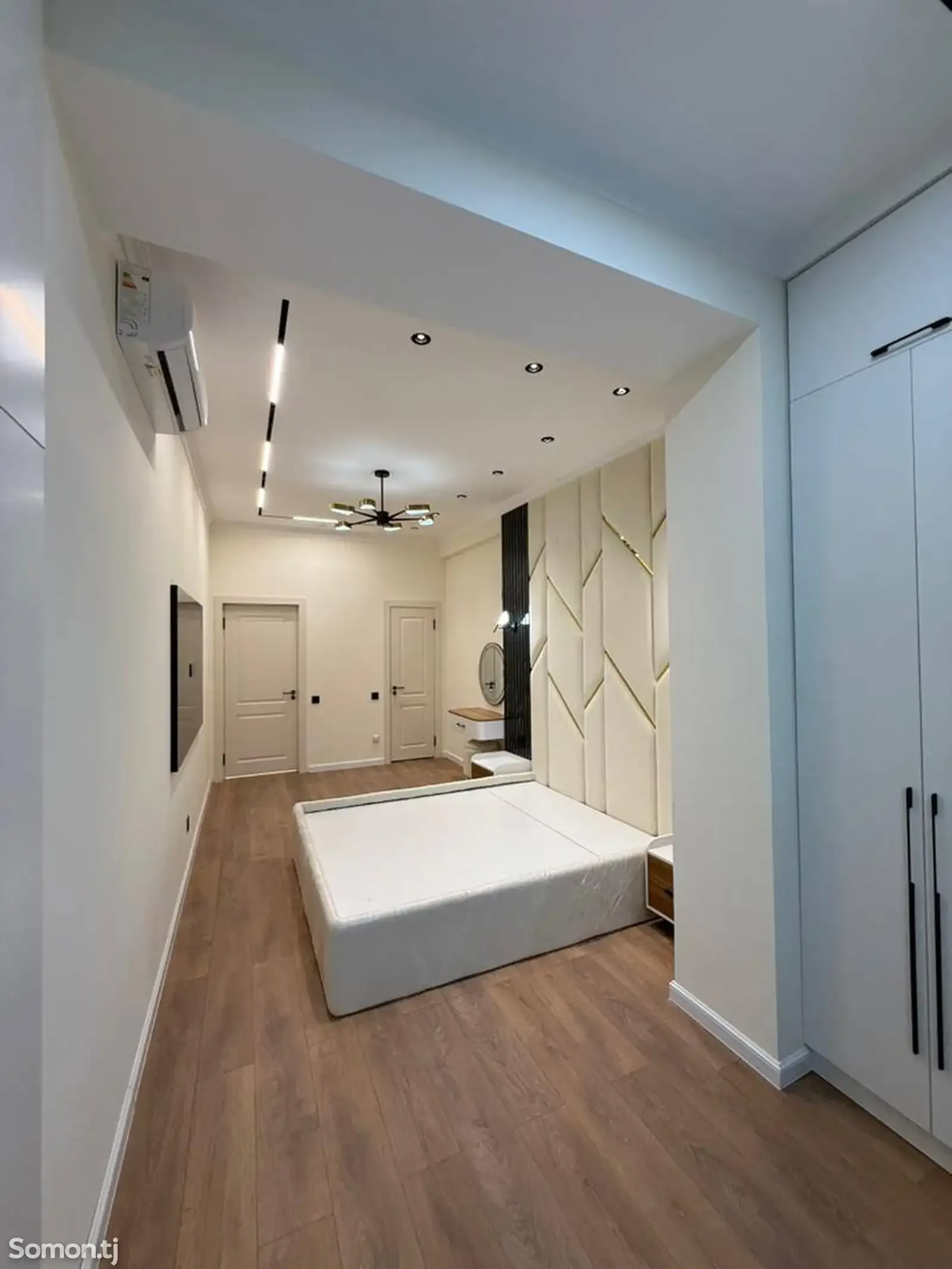 5-комн. квартира, 3 этаж, 170 м², Исмоили Сомони, Славянский