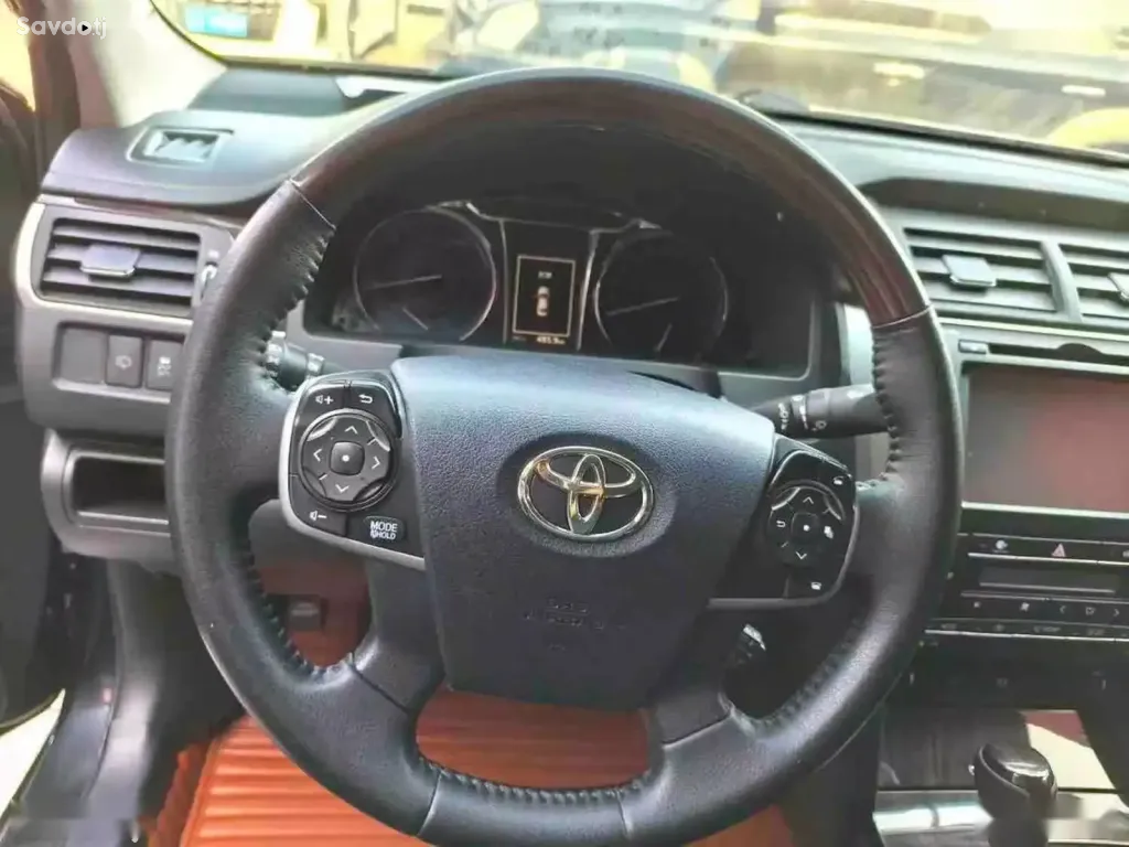 Toyota Camry, 2016