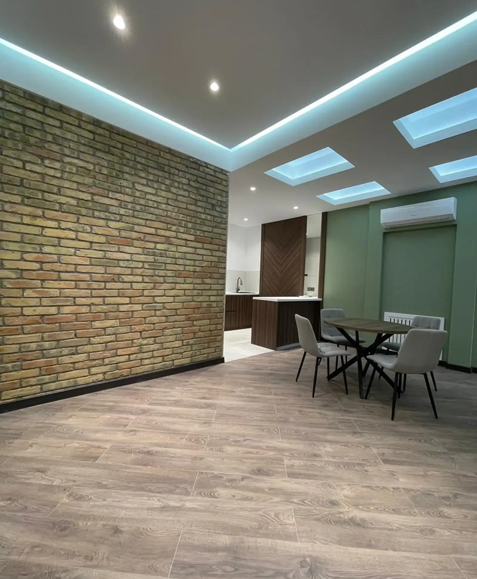 2-комн. квартира, 8 этаж, 74 м², Дом Печати, Ситора