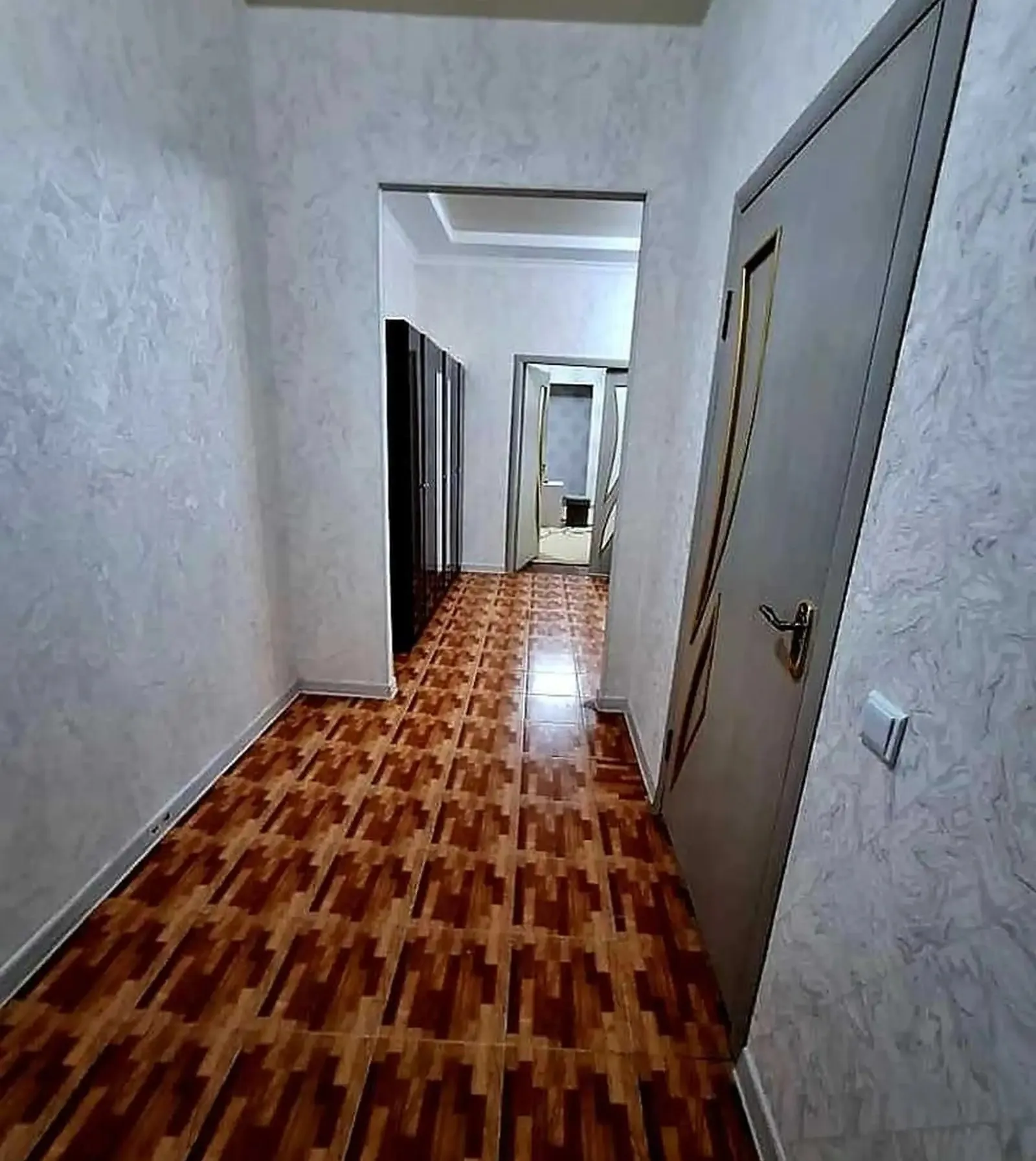 3-комн. квартира, 6 этаж, 95м², Мединститут — фото 3