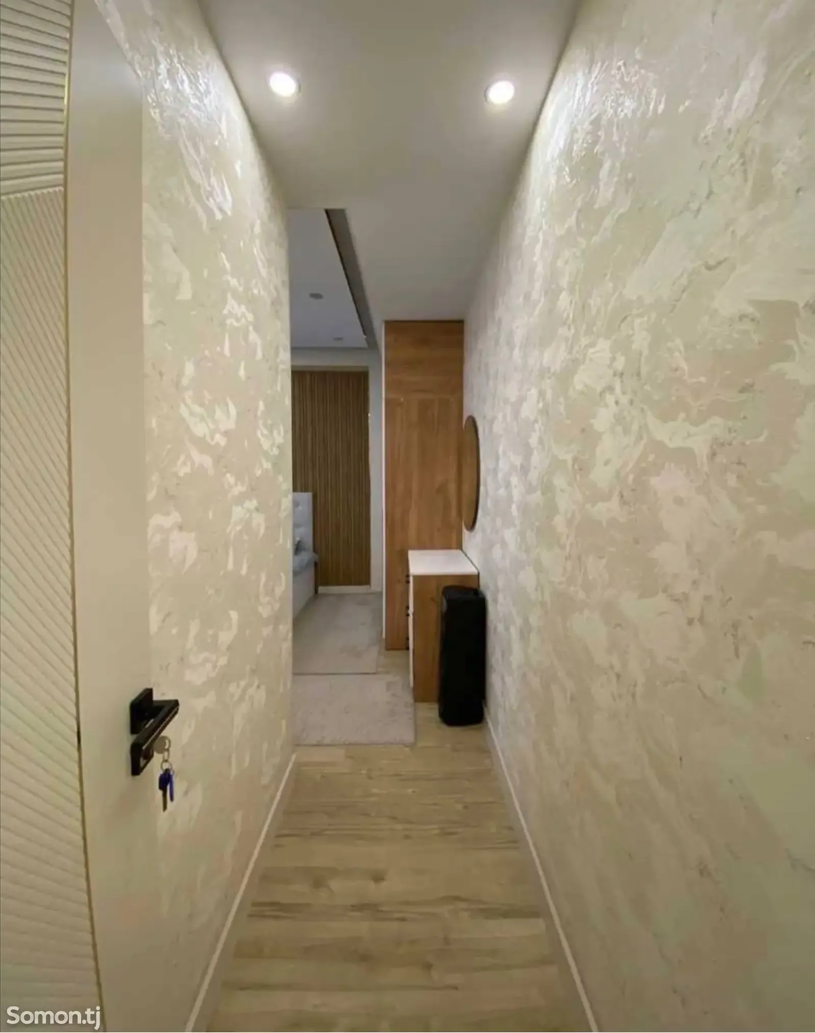 2-комн. квартира, 4 этаж, 77 м², Молодежный театр — фото 10