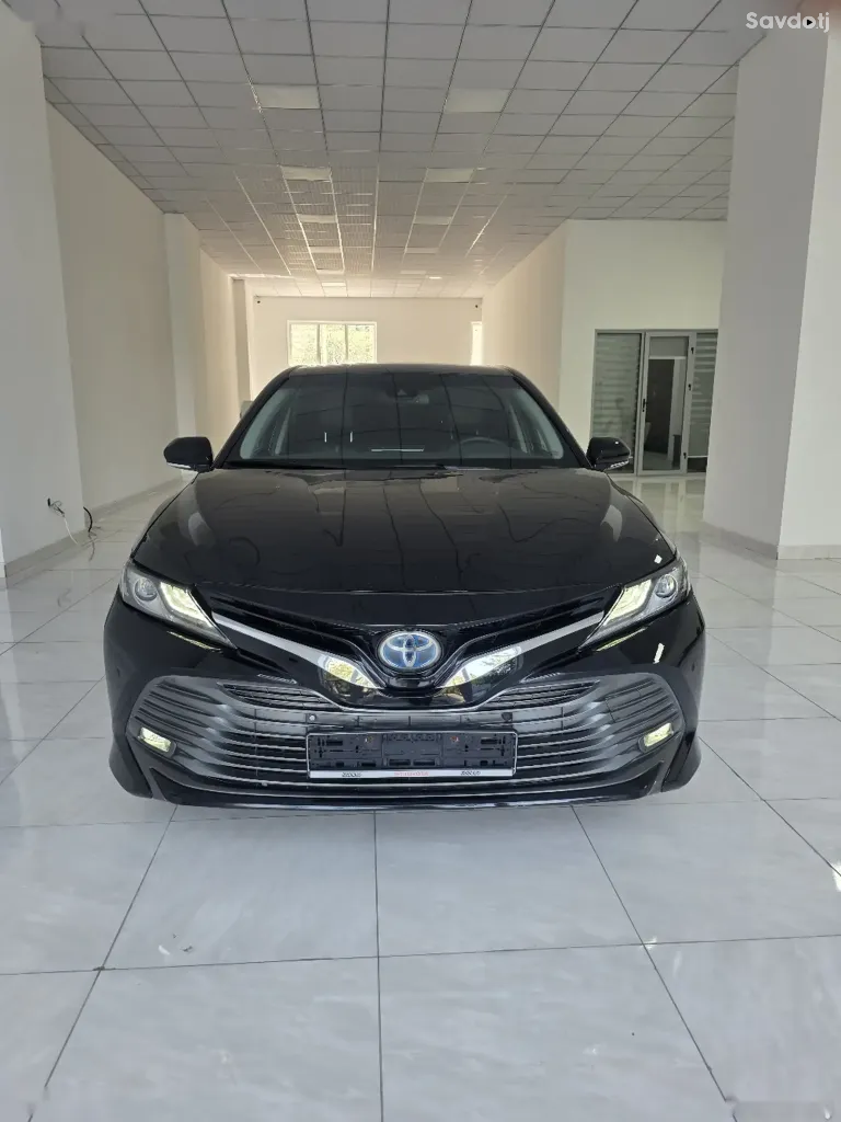 Toyota Camry, 2018