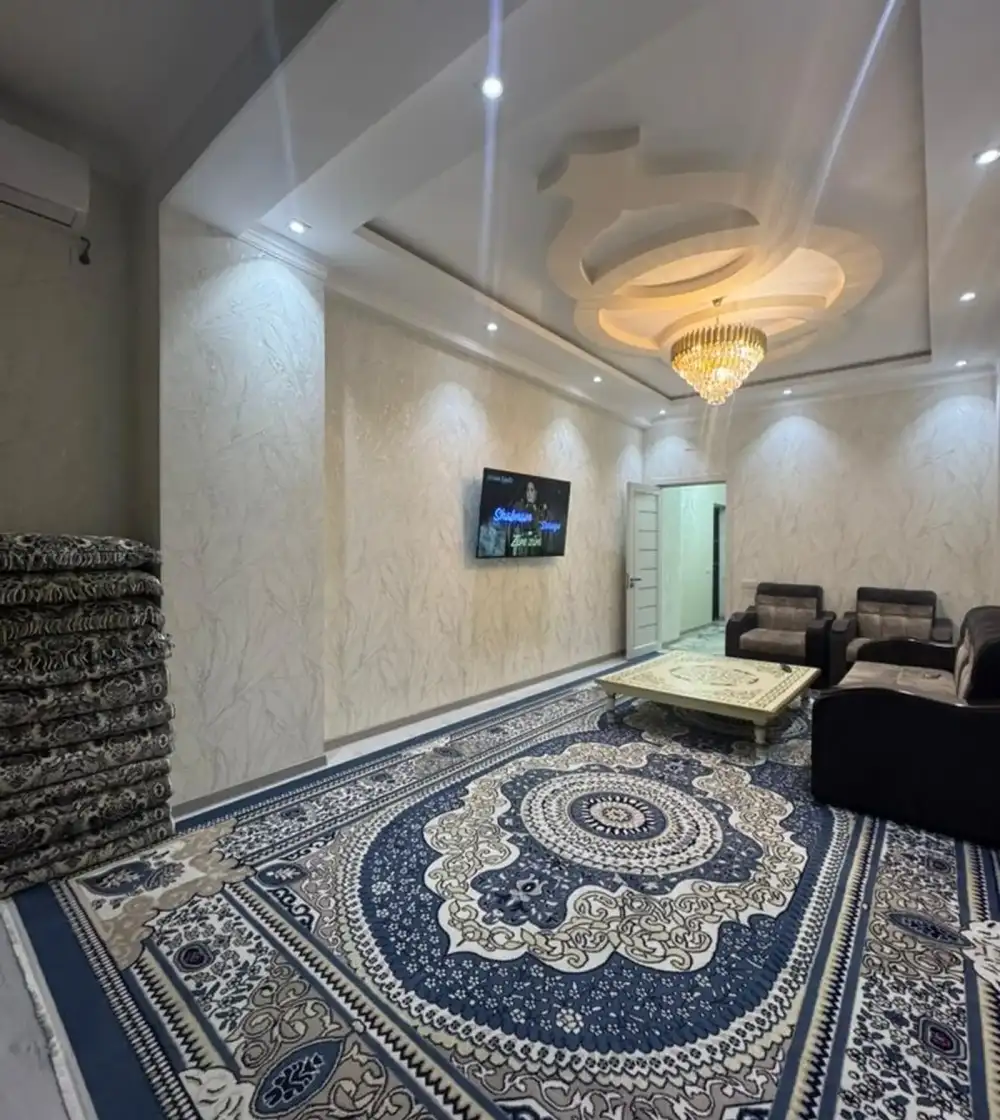 2-комн. квартира, 5 этаж, 70м², Шохмансур доми бари Пайкар голубой экран назди Ресторан Зирбак