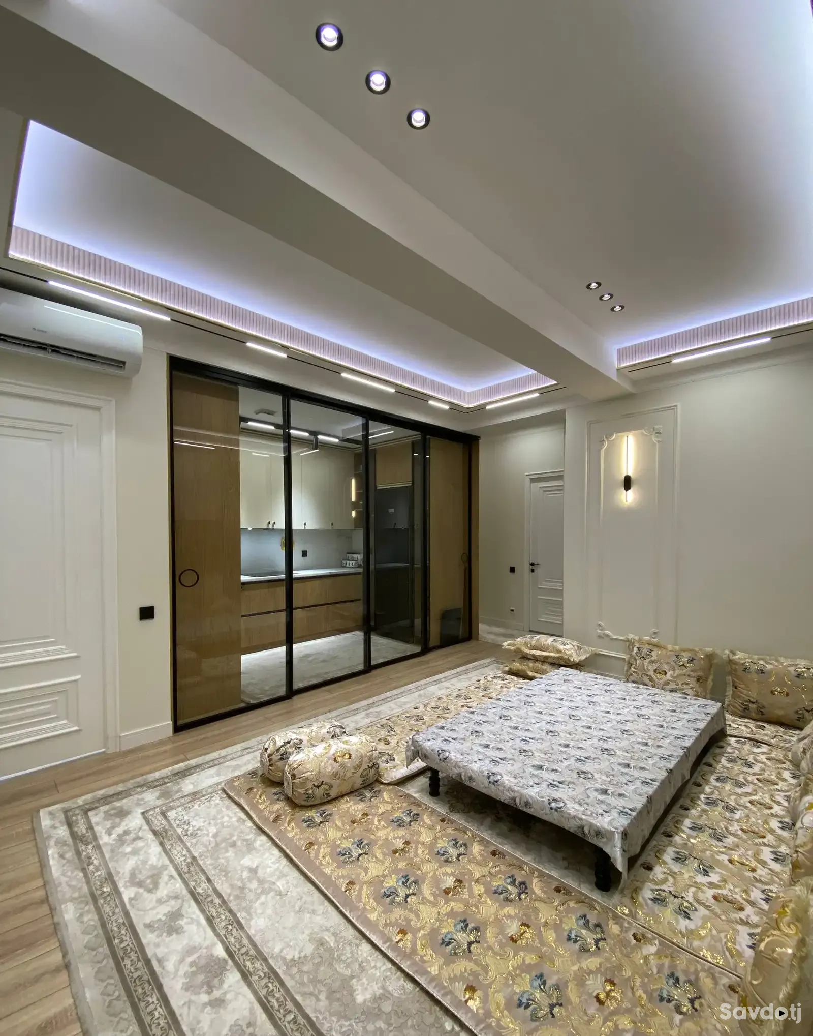 4-комн. квартира, 6 этаж, 101 м², Шохмансур Пайкар Хукумати Шохмансур