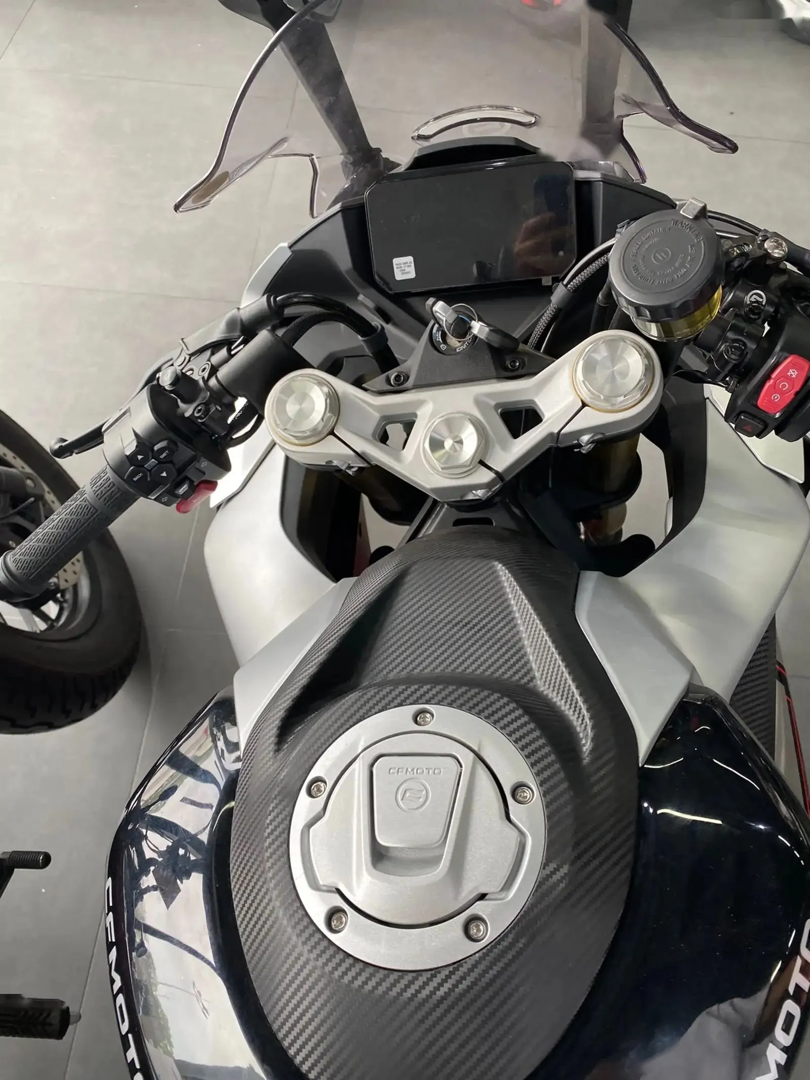 Мотоцикл CFMOTO 450 RR