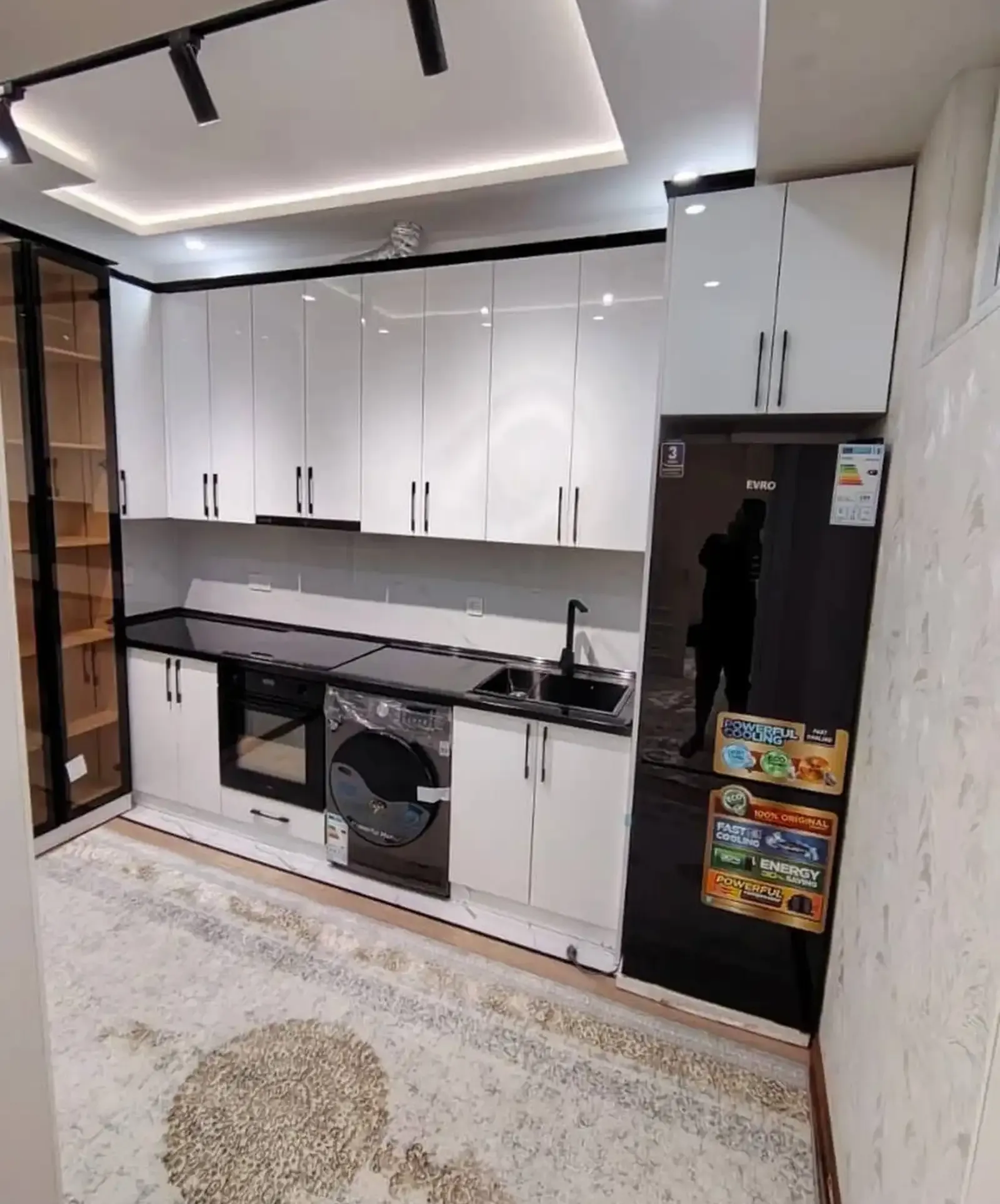 2-комн. квартира, 16 этаж, 64 м², 82 мкр Ситимол