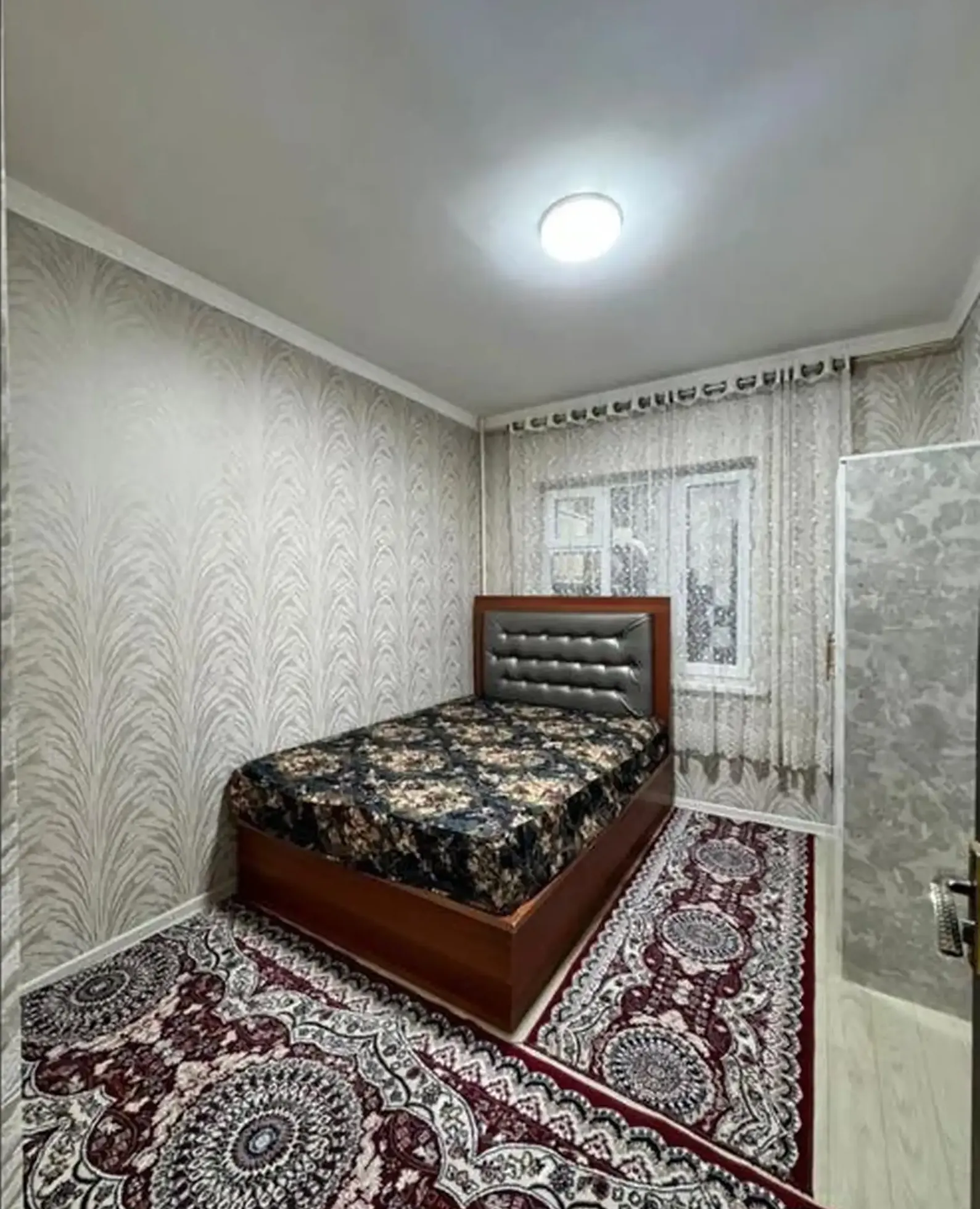 3-комн. квартира, 4 этаж, 90м², Фирдавси — фото 2