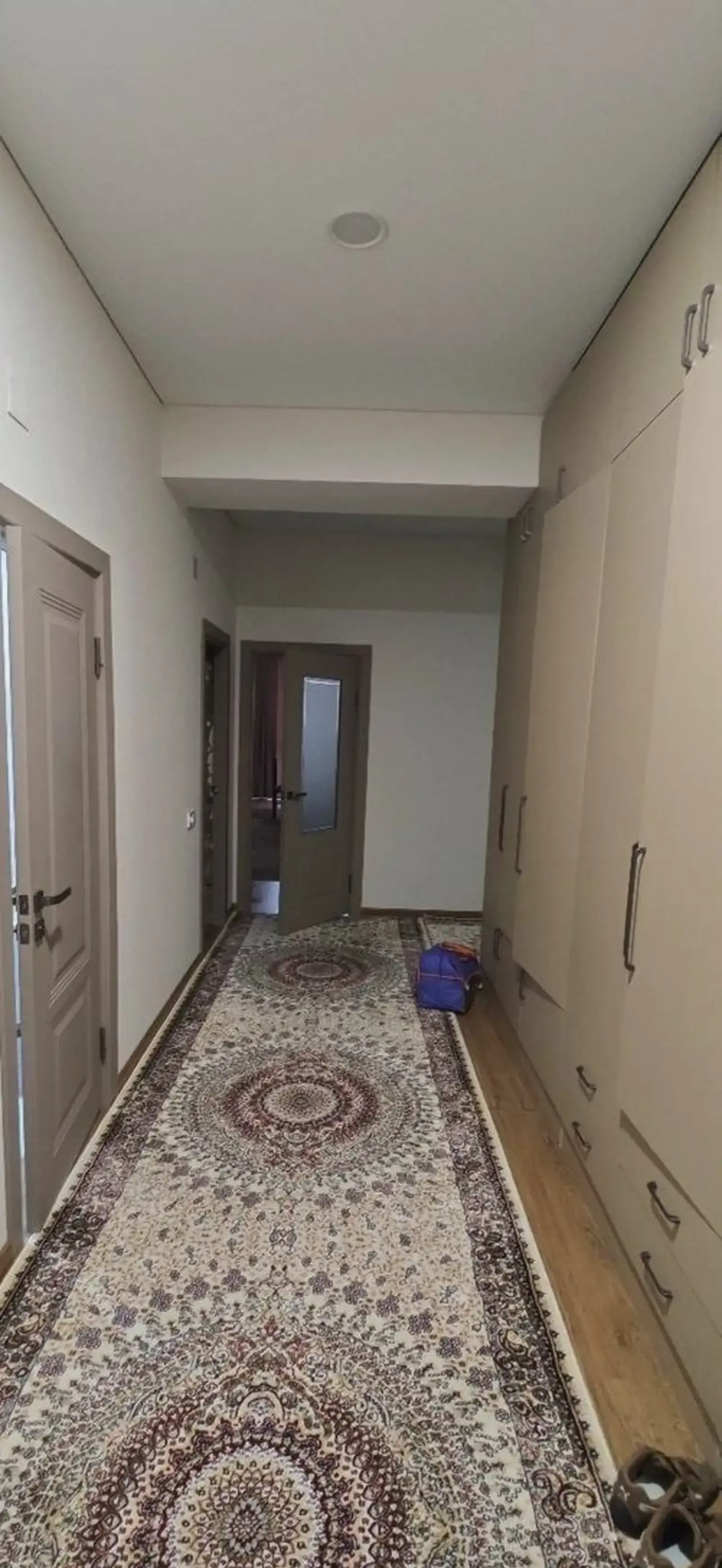5-комн. квартира, 9 этаж, 158 м², И Сомони