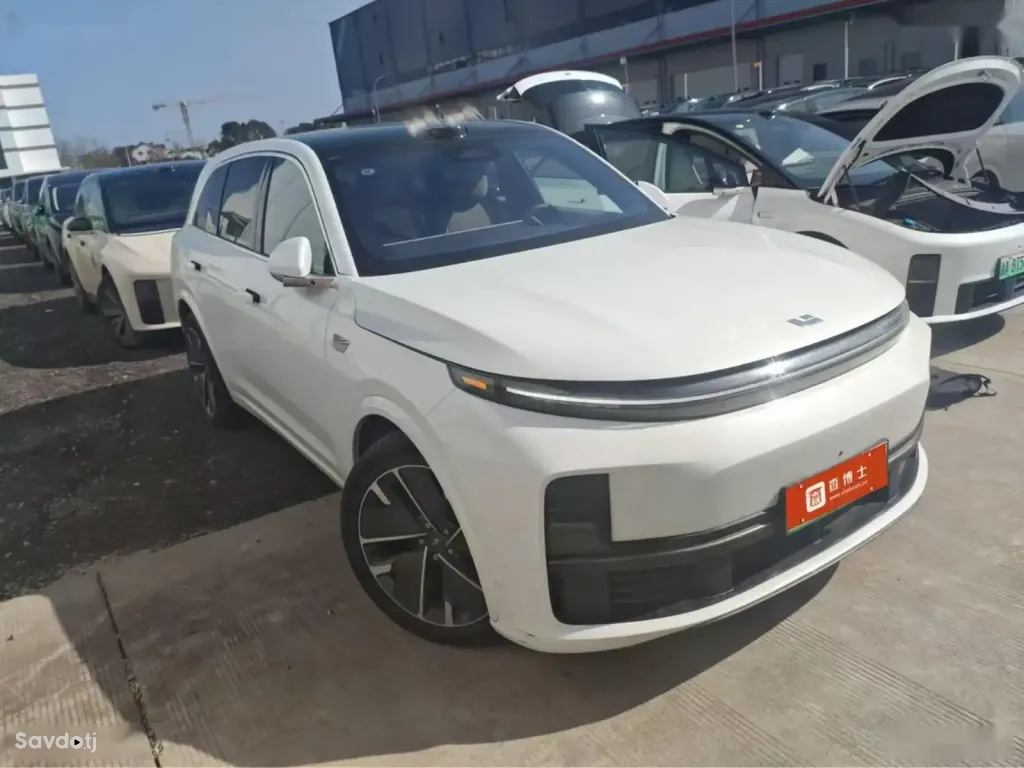 Li Auto (LiXiang) L7, 2025