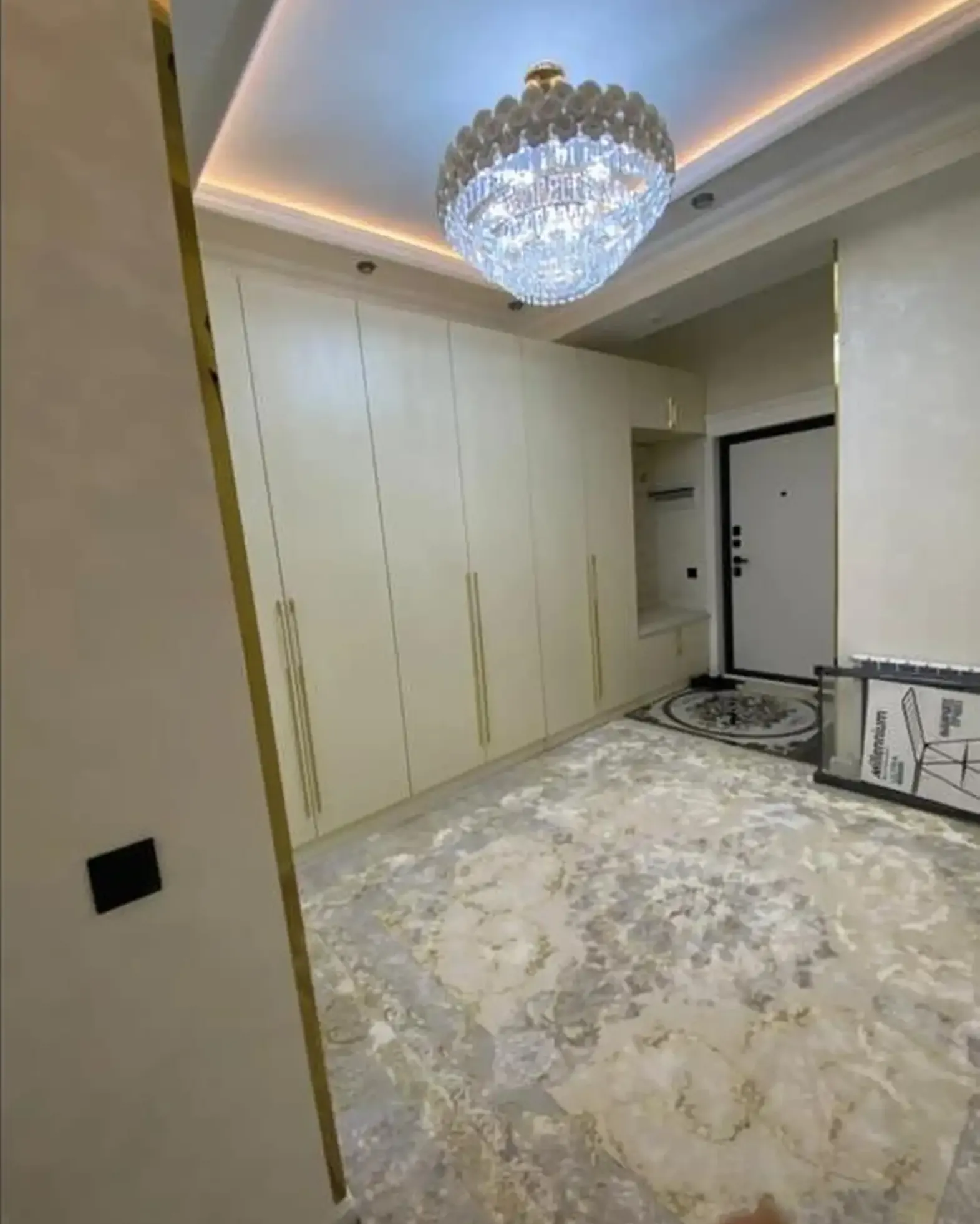 2-комн. квартира, 18 этаж, 93м², Сино — фото 3