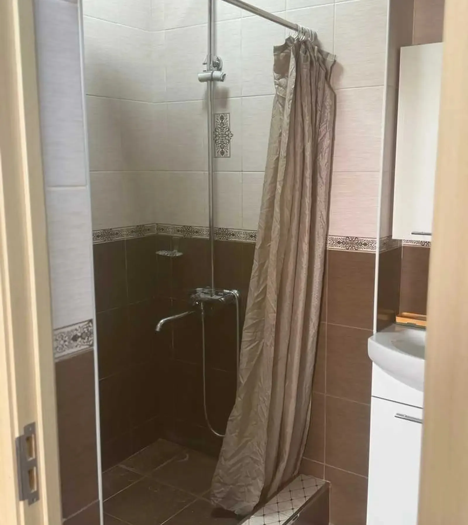 2-комн. квартира, 8 этаж, 65м², Сино — фото 3