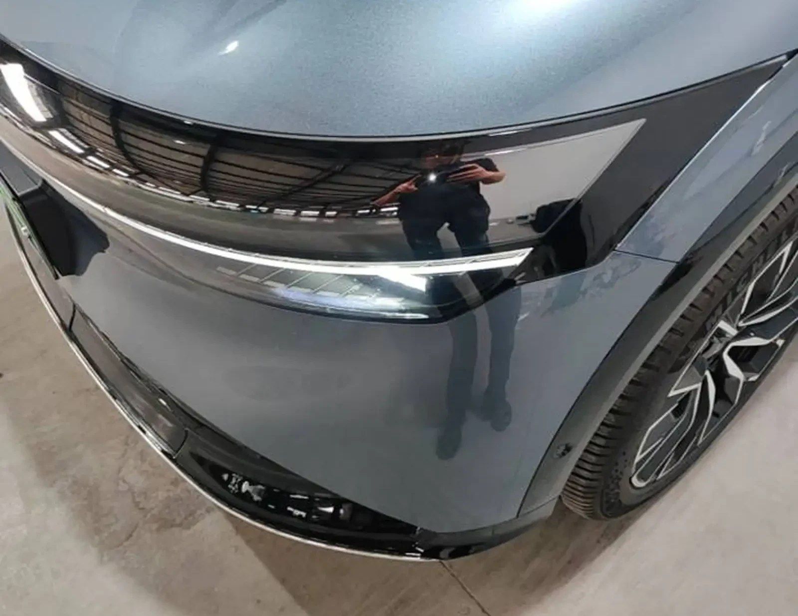 Zeekr 7X, 2025