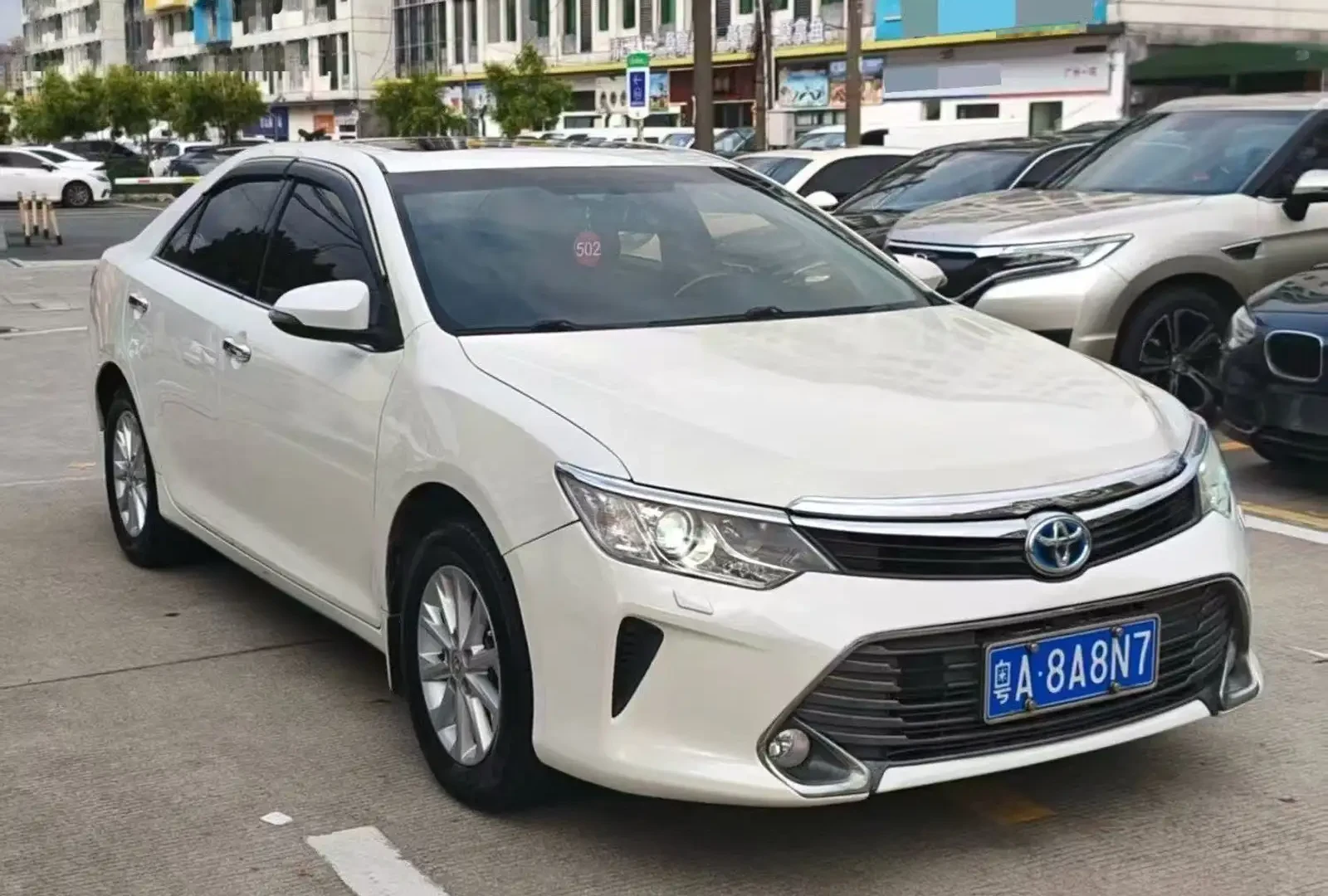 Toyota Camry, 2016
