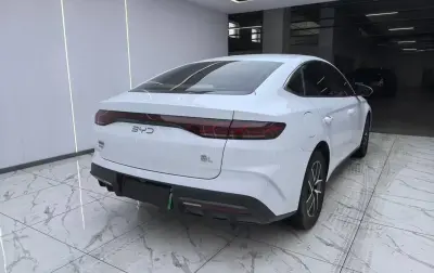 BYD Qin L, 2025