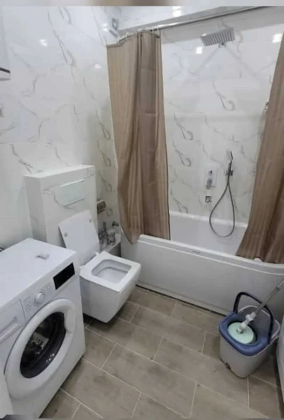 2-комн. квартира, 8 этаж, 76м², 34мкр — миниатюра 2