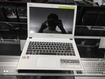 Ноутбук Acer Aspire E5-422G AMD A4-7210 4GB/128GB