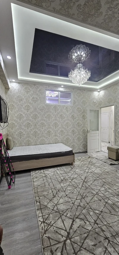 2-комн. квартира, 1 этаж, 75м², 19мкр — миниатюра 3