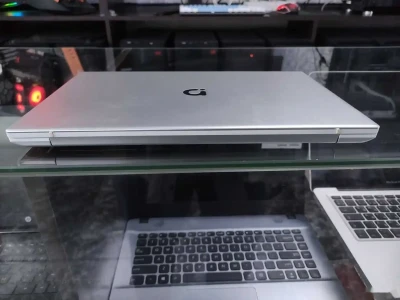 Ноутбук Asus Adol 13 Laptop Core i7-8565U 8GB/256GB SSD — миниатюра 8