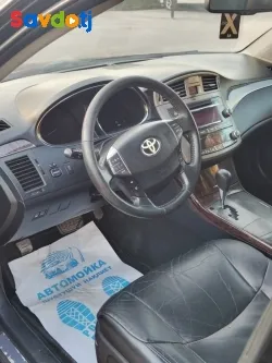 Toyota Avalon 2012