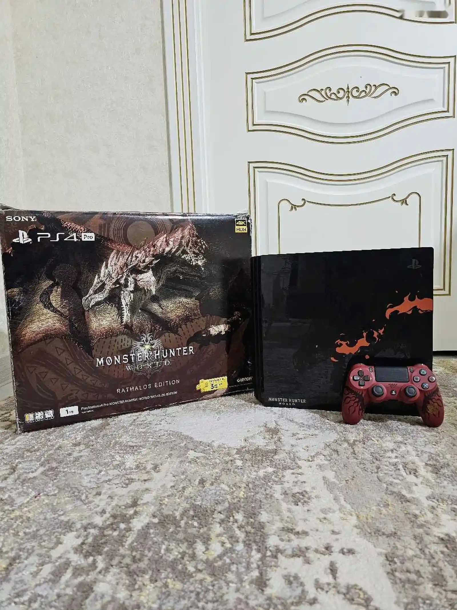 Игровая приставка Sony Playstation 4 pro limited edition 9.00 — миниатюра 1