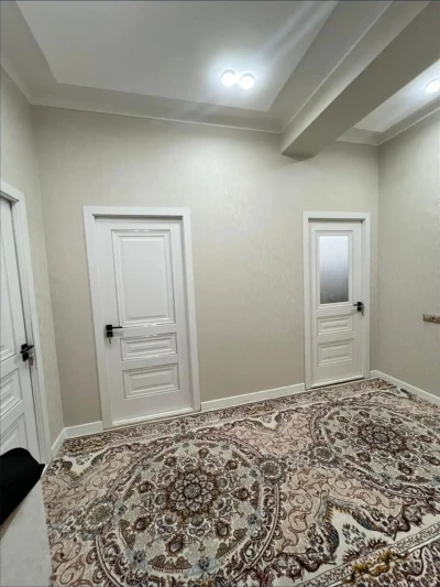 2-комн. квартира, 6 этаж, 65м², 19мкр — миниатюра 1