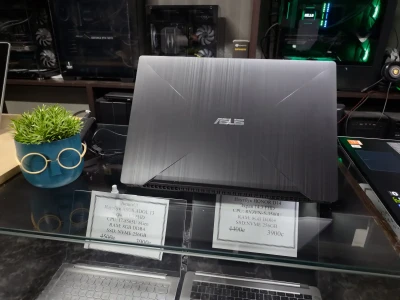 Игровой Ноутбук ASUS TUF FX504 Core i5-8GEN 8GB/128SSD 1TB HDD — миниатюра 3