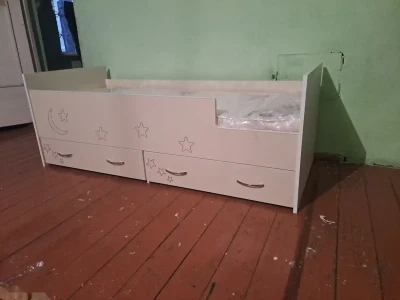 Кровать — миниатюра 1