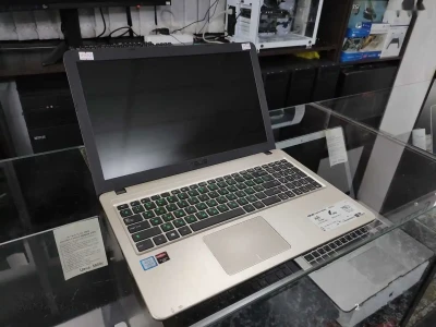 Игровой Ноутбук Asus X545U Core i5-7200U 4GB/500GB 7TH GEN — миниатюра 1