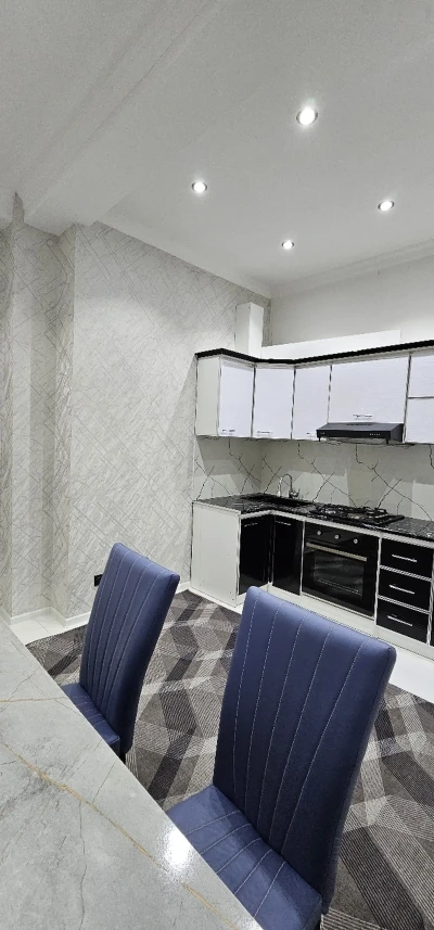 2-комн. квартира, 4 этаж, 70м², 20мкр — миниатюра 8