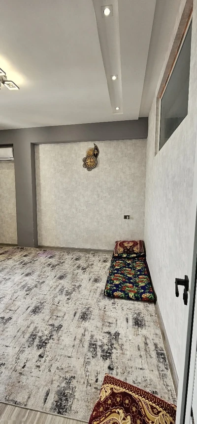 2-комн. квартира, 9 этаж, 60м², 19мкр — миниатюра 3