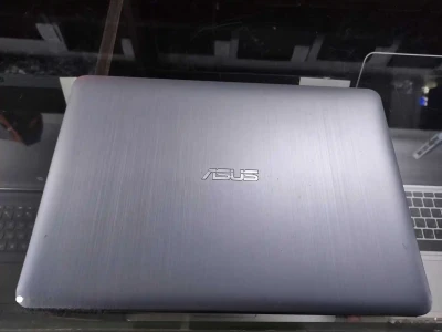 Ноутбук Asus VivoBook X441UK Core i5-7200U /GeForce 920MX 2GB / 4GB / 256GB SSD — миниатюра 7
